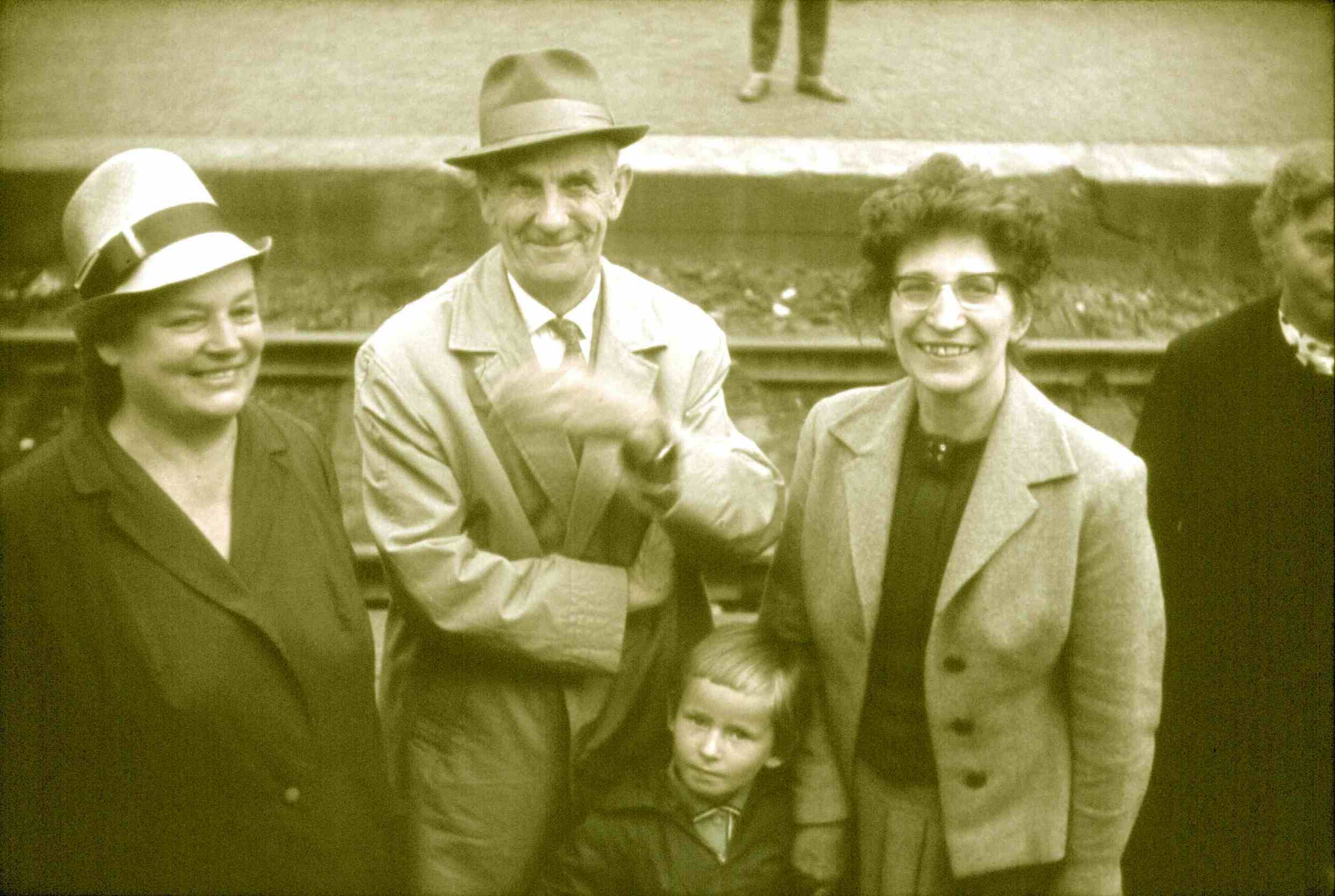 Hanni und Curt Jahn, Marina und Erna Naumann