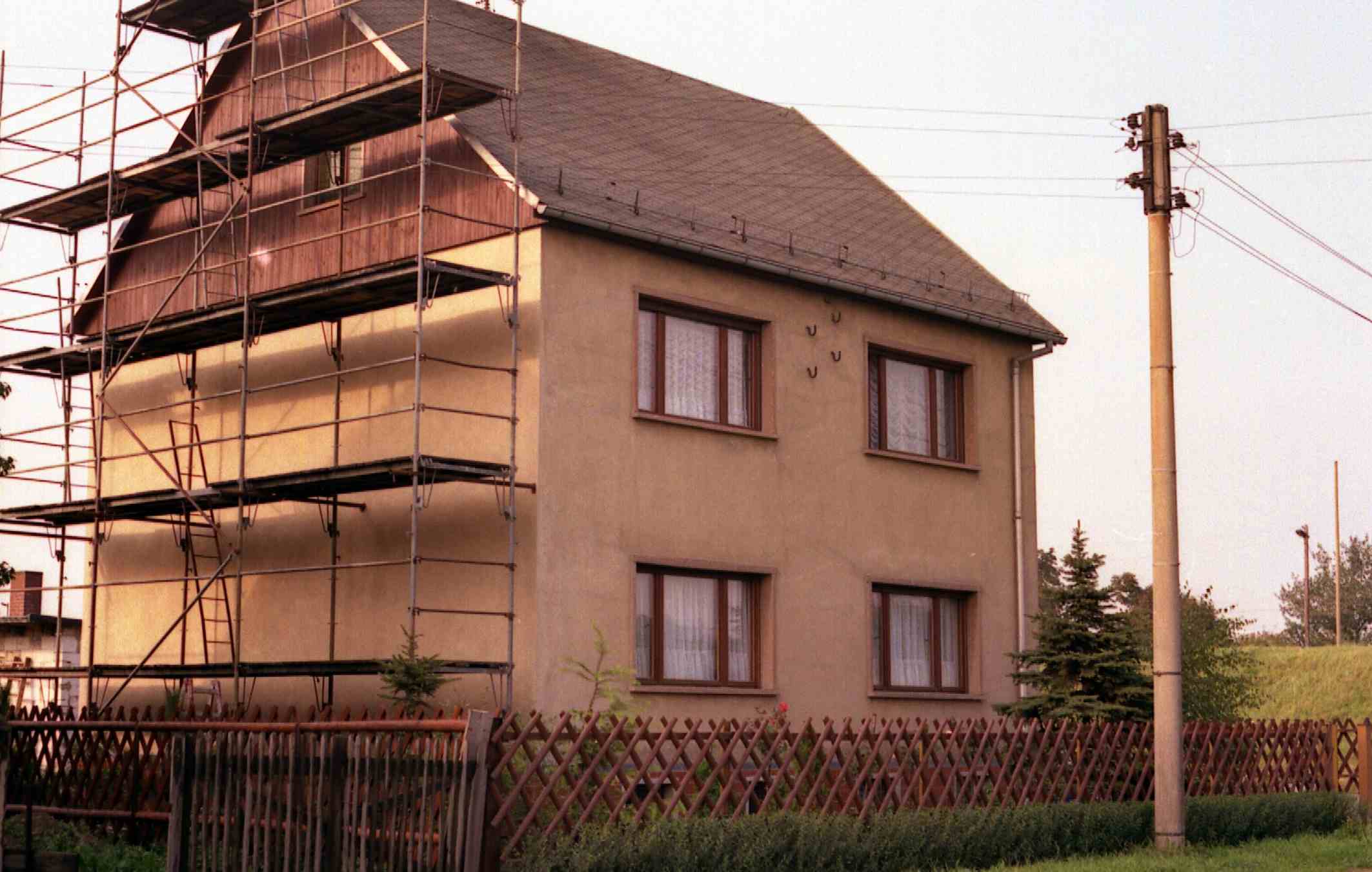 Oelzschauer Straße 2, Belgershain